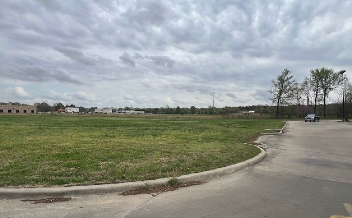 Pictures of Land property located at 2.17 acres Parker Road, Jonesboro, AR 72404 for sales - image #1