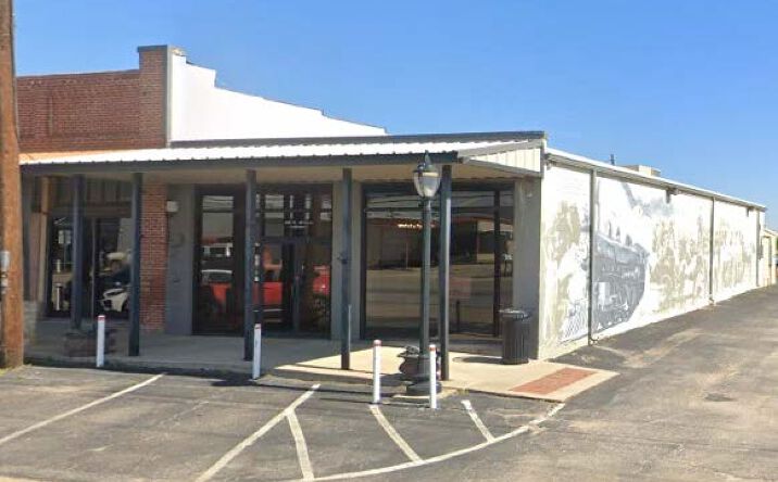 Pictures of Mixed Use property located at 50 W McCart, Krum, TX 76249 for sales - image #1
