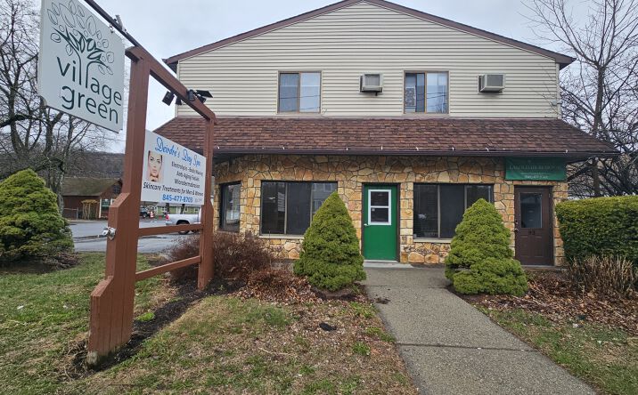 Pictures of Mixed Use, Office, Retail property located at 93 Windermere Ave, Greenwood Lake, NY 10925 for sales - image #1