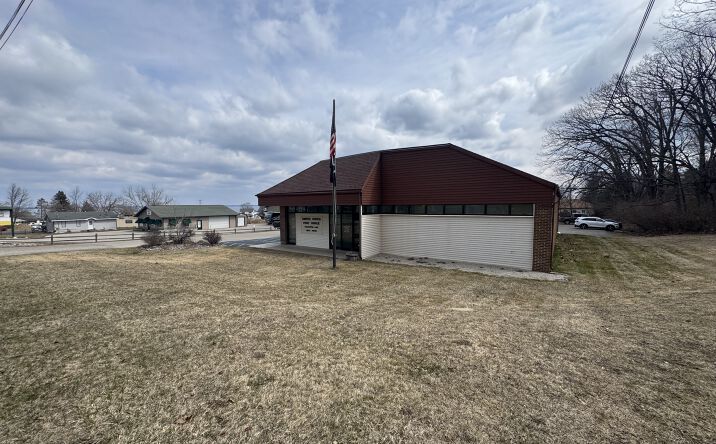 7338 - 7344 E Duck Lake Rd, Lake Leelanau, MI 49653 | Crexi.com