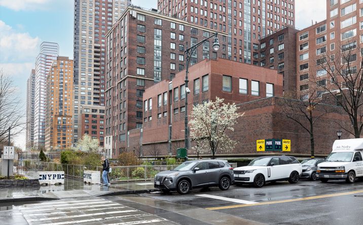 Pictures of Land, Mixed Use, Special Purpose property located at 225 Rector Pl, New York, NY 10280 for sales - image #1