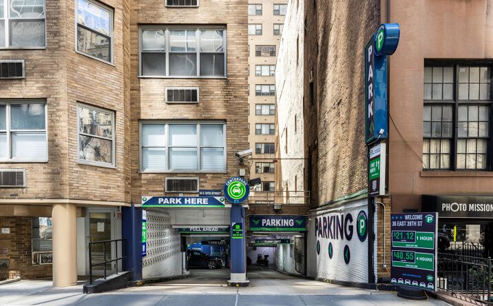 Pictures of Mixed Use, Self Storage, Special Purpose property located at 80 Park Ave, New York, NY 10016 for sales - image #1