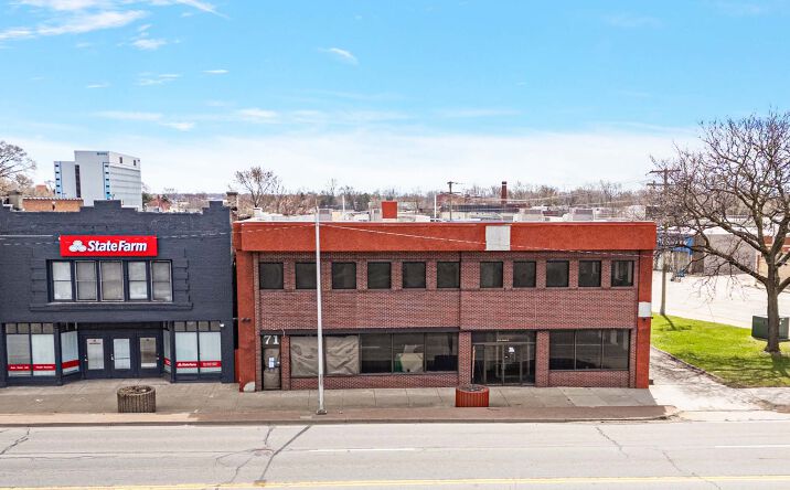 Pictures of Mixed Use, Office, Retail property located at 71-75 W Huron, Pontiac, MI 48342 for sales - image #1