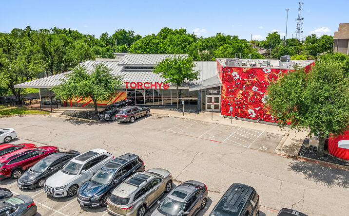 Pictures of Retail property located at 1500 N Interstate Hwy 35, Round Rock, TX 78681 for sales - image #1