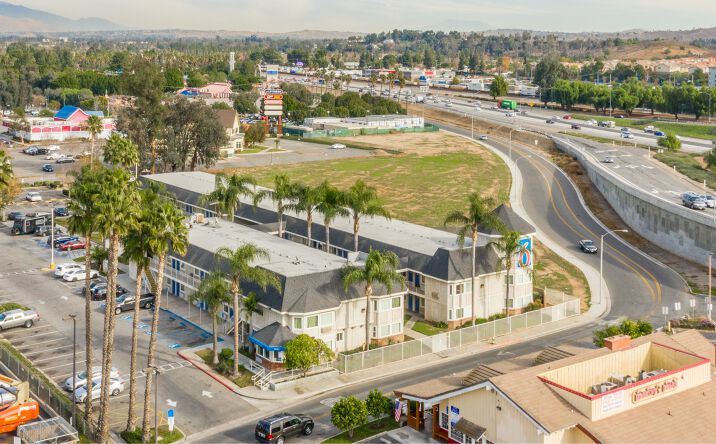 Pictures of Multifamily, Senior Living property located at 3663 La Sierra, Riverside, CA 92505 for sales - image #1