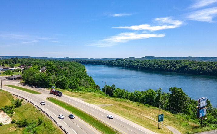 Pictures of Land property located at 5901 S Hwy 27, Somerset, KY 42501 for sales - image #1