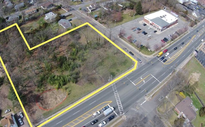 Pictures of Land property located at 172 Wicks Rd, Commack, NY 11725 for sales - image #1