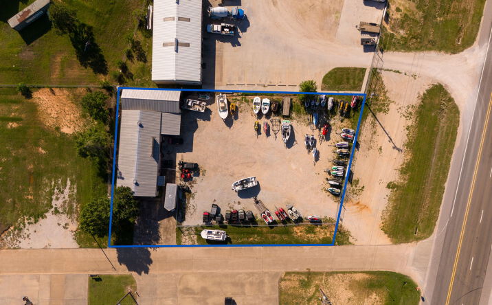 Pictures of Industrial, Mixed Use, Office property located at 7403 US-190, Livingston, TX 77351 for sales - image #1