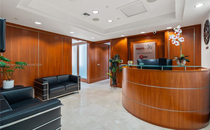 1000 Brickell Ave # 7F, Miami, FL 33131 | Crexi.com