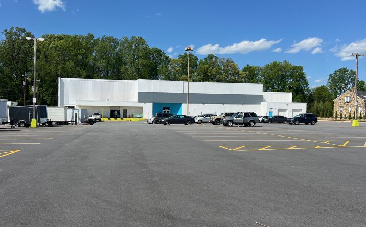 Pictures of Industrial property located at 3826 W Gate City Blvd, Greensboro, NC 27407 for sales - image #1