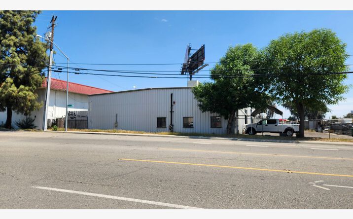 Pictures of Industrial property located at 2675 S. East Ave, Fresno, CA 93706 for sales - image #1
