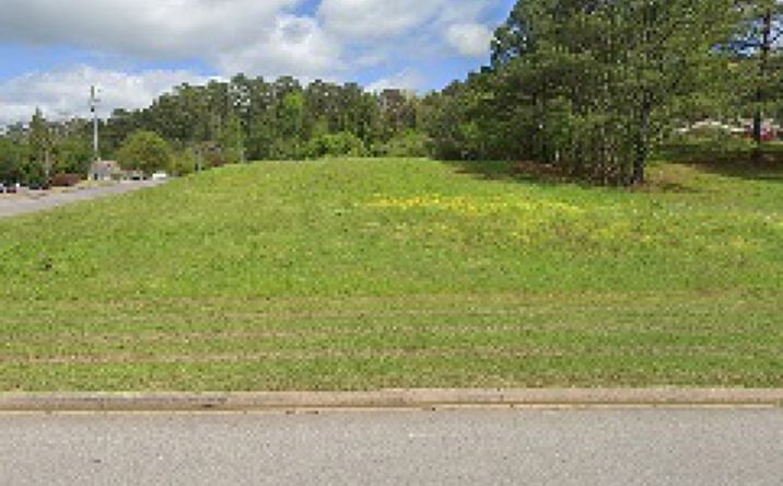 Pictures of Land property located at 521 Simmons Dr, Trussville, AL 35173 for sales - image #1