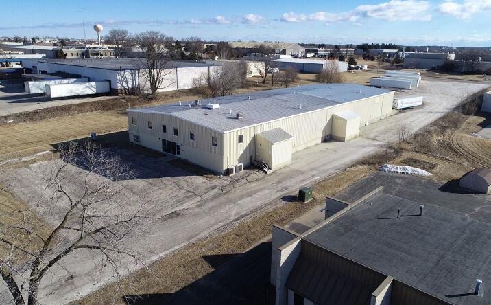 Pictures of Industrial property located at W190N11260 Carnegie Dr, Germantown, WI 53022 for sales - image #1