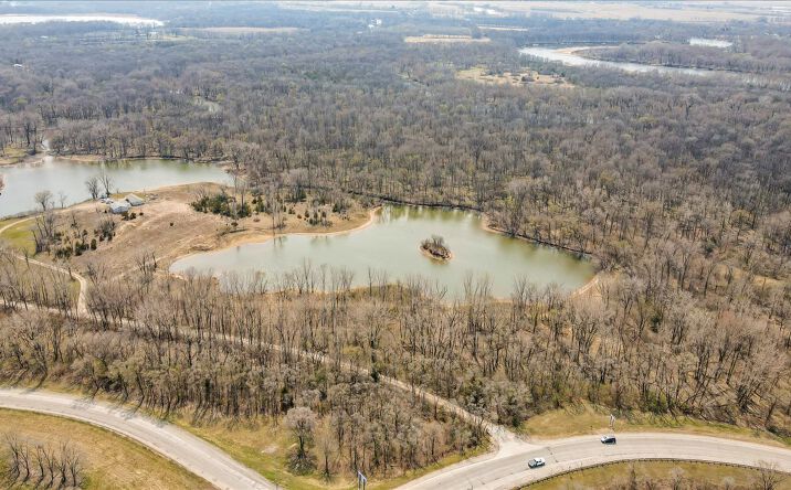 Pictures of Land property located at 701 Evansdale Dr, Evansdale, IA 50707 for sales - image #1