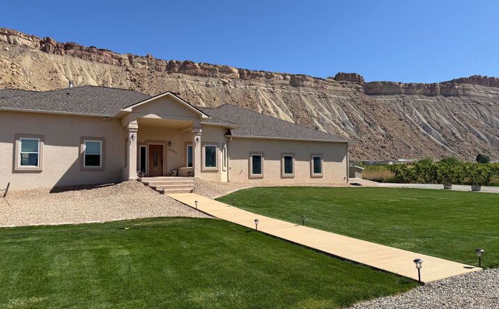 Pictures of Mixed Use property located at 3652 1/2 G 7/10 Rd, Palisade, CO 81526 for sales - image #1