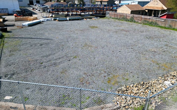 Pictures of Land, Mixed Use, Office, Retail property located at 121 W Ross St, Molalla, OR 97038 for sales - image #1