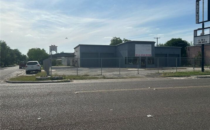 Pictures of Land property located at 612 S F Street, Harlingen, TX 78550 for sales - image #1