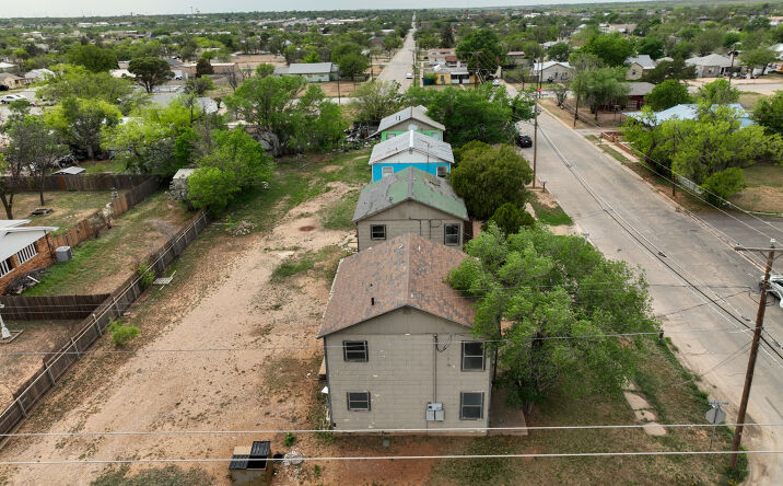 Pictures of Multifamily property located at 500 28th St, Snyder, TX 79549 for sales - image #1