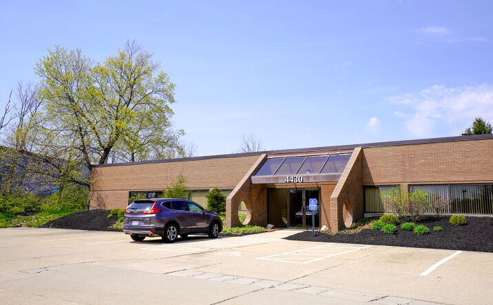 Pictures of Office property located at 4440 Carver Woods Drive, Blue Ash, OH 45242 for sales - image #1