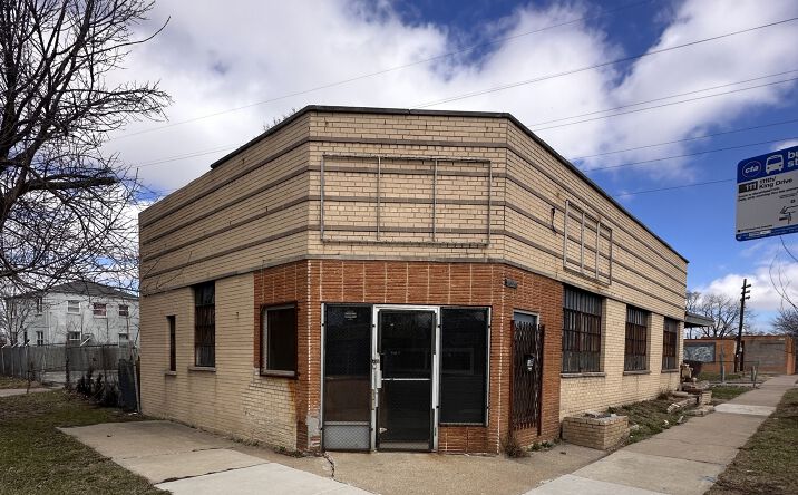 Pictures of Special Purpose, Industrial, Retail property located at 1058 W 111th Street, Chicago, IL 60643 for sales - image #1