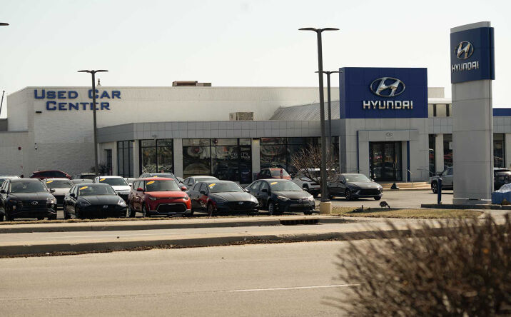 Pictures of Retail property located at 5051 W Pike Plaza Rd, Indianapolis, IN 46254 for sales - image #1