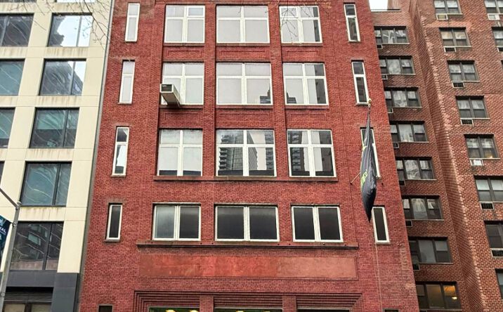 Pictures of Land property located at 226 E 54th St, New York, NY 10022 for sales - image #1
