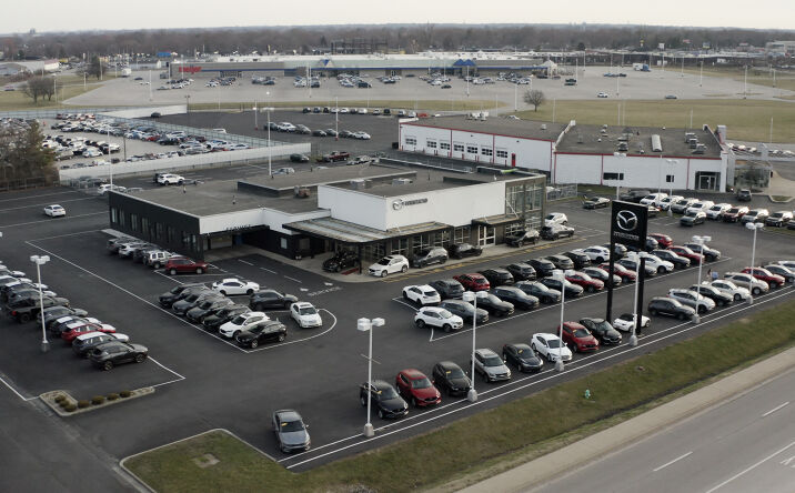 Pictures of Retail property located at 5309 W Pike Plaza Rd, Indianapolis, IN 46254 for sales - image #1