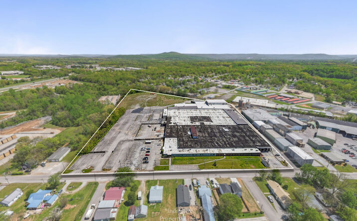 Pictures of Industrial property located at 204 Red Rd, McMinnville, TN 37110 for sales - image #1