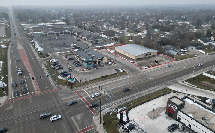 Pictures of Hospitality, Land, Office, Retail property located at 1819 Midway Rd, Menasha, WI 54952 for sales - image #1