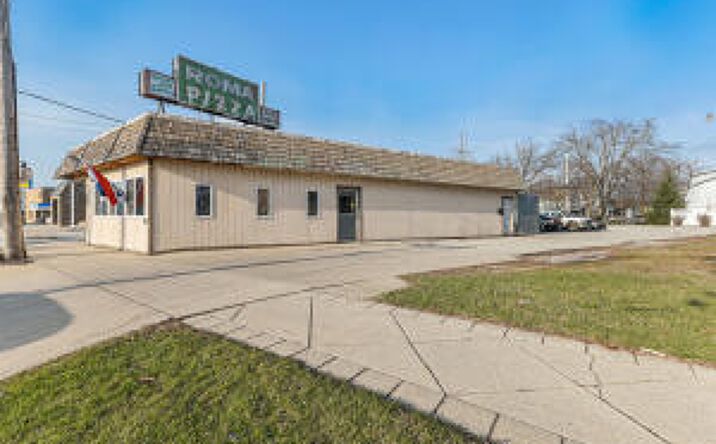 Pictures of Retail, Business for Sale property located at 2400 Franklin St, Michigan City, IN 46360 for sales - image #1