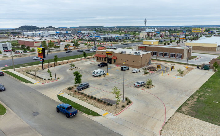 Pictures of Retail property located at 3201 W Stan Schlueter Loop, Killeen, TX 76549 for sales - image #1
