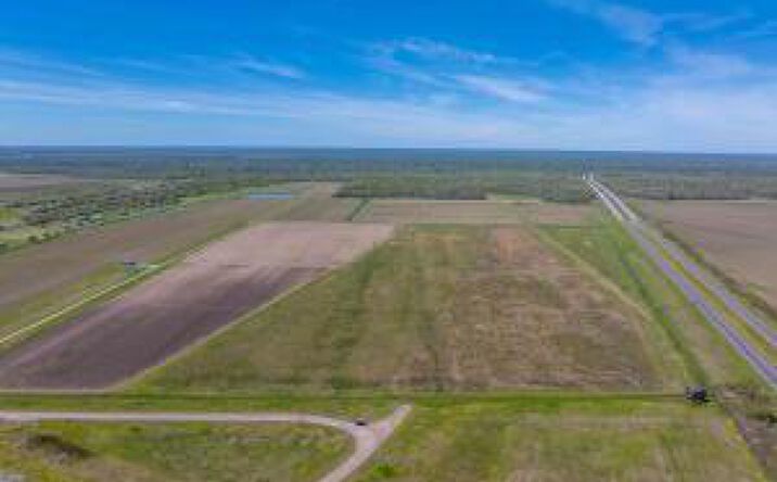 Pictures of Land property located at 1800 Planters Trail, Schriever, LA 70395 for sales - image #1