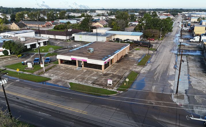 Pictures of Industrial, Office, Retail property located at 7767 Tom Dr, Baton Rouge, LA 70806 for sales - image #1