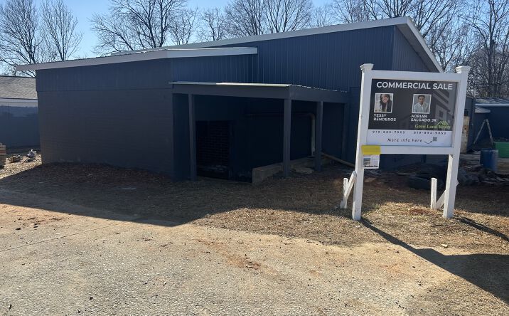 Pictures of Industrial property located at 300 Guthrie St, Graham, NC 27253 for sales - image #1
