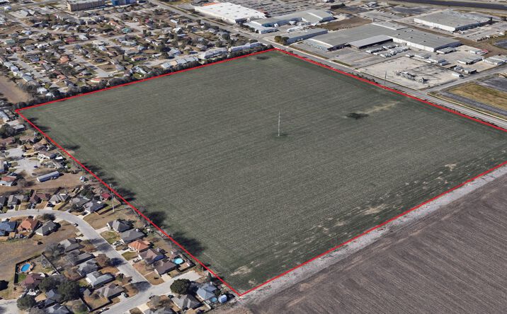 Pictures of Land property located at 1450 FM 1101, New Braunfels, TX 78130 for sales - image #1