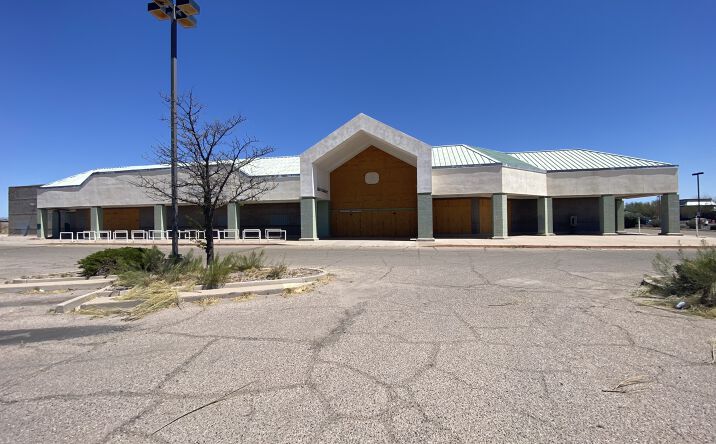 Pictures of Mixed Use, Office, Retail property located at 90 5th St, Douglas, AZ 85607 for sales - image #1