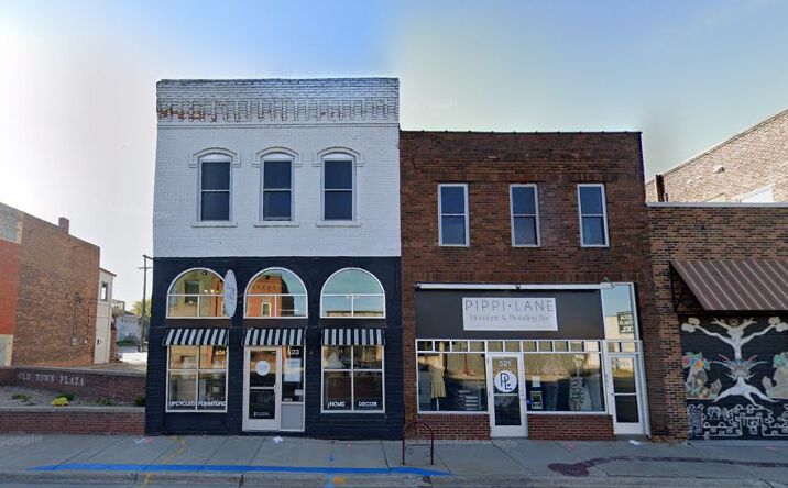 Pictures of Retail, Mixed Use property located at 521 - 523 North Riverfront Drive, North Mankato, MN 56001 for sales - image #1