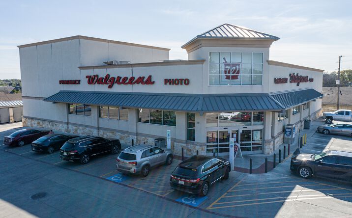 Pictures of Retail property located at 10858 Wurzbach Rd, San Antonio, TX 78230 for sales - image #1
