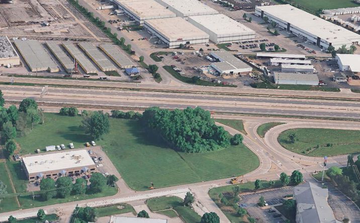 Pictures of Land property located at 470 S Hwy Dr, Fenton, MO 63026 for sales - image #1