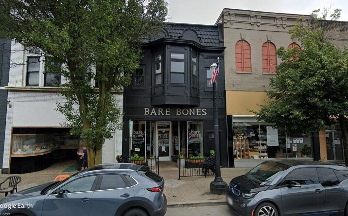 Pictures of Mixed Use, Retail property located at 518 Lincolnway, La Porte, IN 46350 for sales - image #1