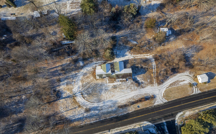 Pictures of Land property located at 902 Federal Road, Brookfield, CT 06804 for sales - image #1