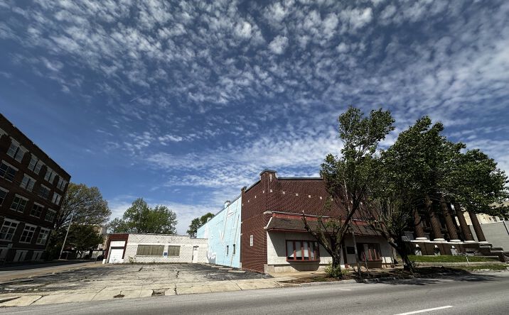 Pictures of Office property located at 418 S Wall Ave, Joplin, MO 64801, 424 S Wall Ave, Joplin, MO 64801 for sales - image #1