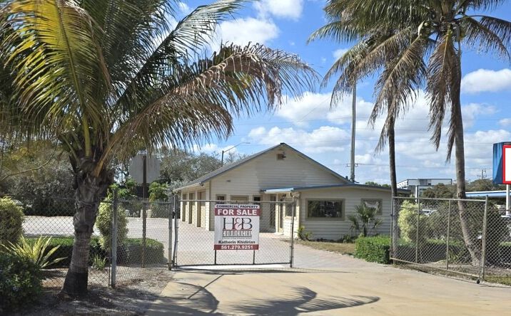 Pictures of Retail property located at 1710 W Atlantic Avenue, Delray Beach, FL 33444 for sales - image #1
