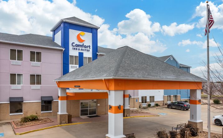 Pictures of Hospitality property located at 2370 Sanders St, Conway, AR 72032 for sales - image #1