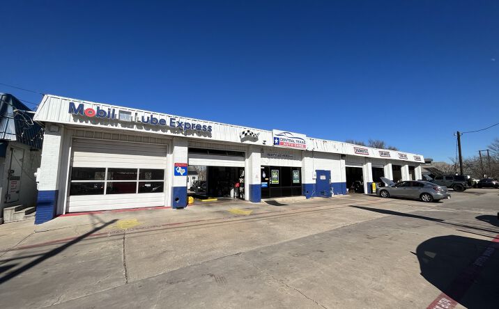 image of property at 1212 AVE Round Rock TX 78681