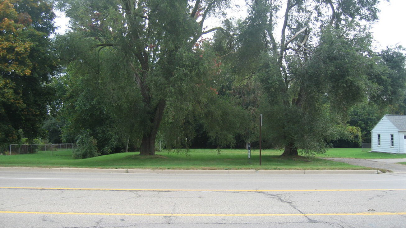 639 N Hewitt Rd, Ypsilanti, MI 48197