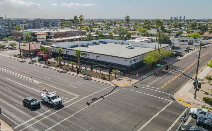 Pictures of Retail property located at 7001 E McDowell Rd, Scottsdale, AZ 85257 for sales - image #1