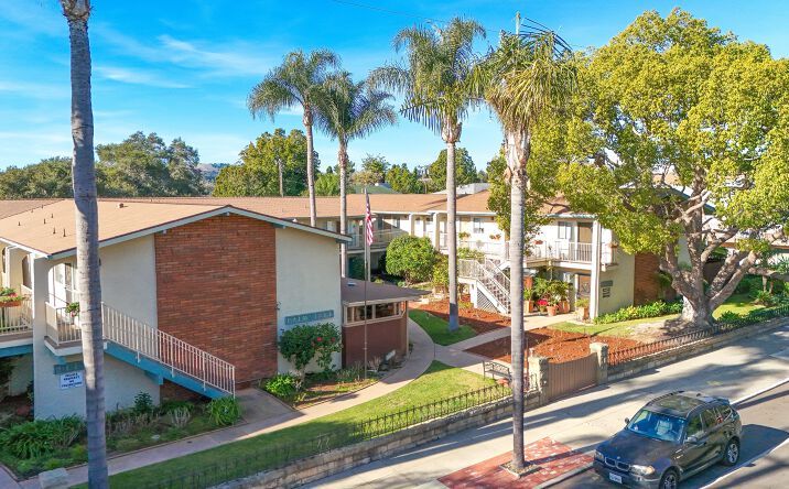 Pictures of Multifamily, Senior Living property located at 2109 De La Vina St, Santa Barbara, CA 93105 for sales - image #1
