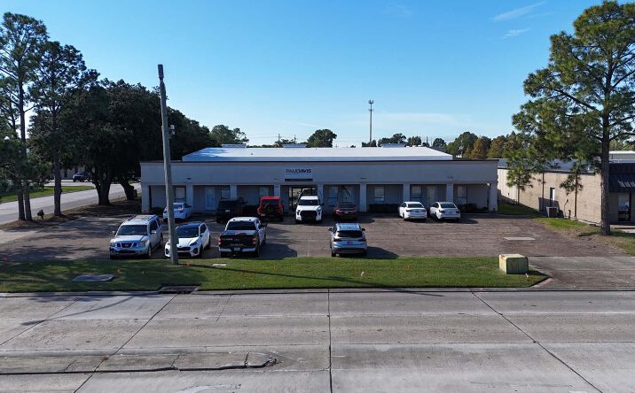 Pictures of Industrial property located at 11950 Industriplex Blvd, Baton Rouge, LA 70809 for sales - image #1