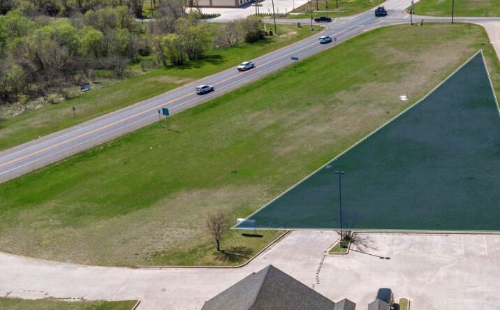 Pictures of Land property located at TBD Logue Ln, Waco, TX 76708 for sales - image #1